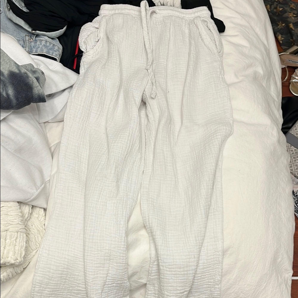 Sincerely Jules White Sweatpants Relaxed Fit Joggers